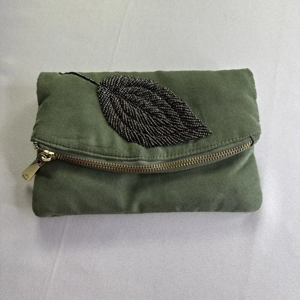 CHARMING CHARLIE Green Suede Crossbody Bag w/ Glass Bead Leaf Detail Gold Chain
